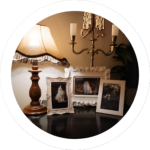 PHOTO FRAMES & COLLAGES
